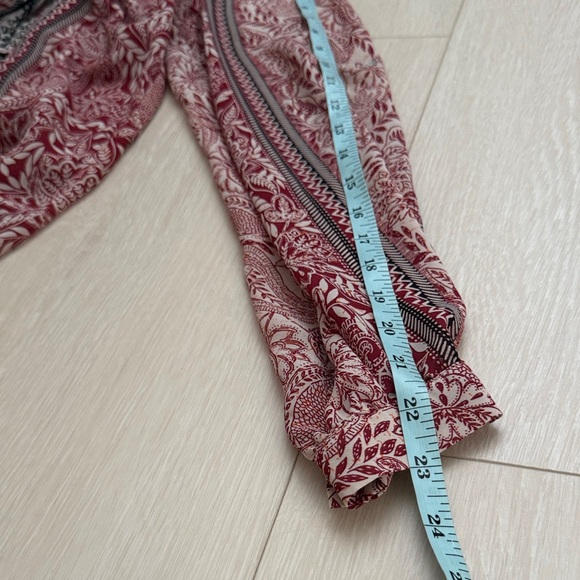 3/$10 DR2 Peasant Blouse in Pink and Black with Tassels - Picture 7 of 8